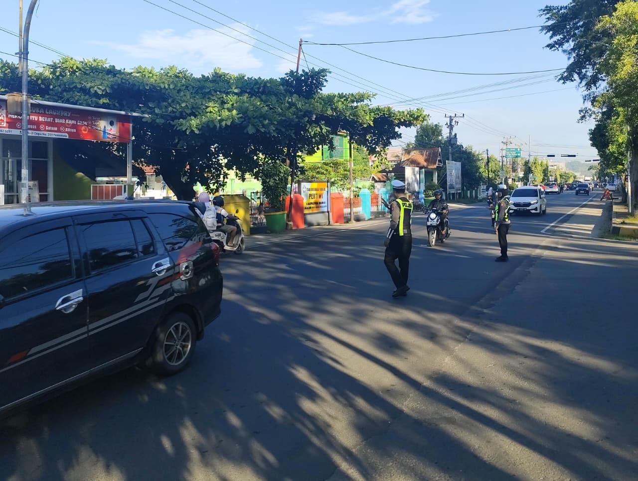 Satlantas Polres Polewali Mandar Laksanakan Commander Wish Pagi, Berikan Pelayanan Prima kepada Pengguna Jalan